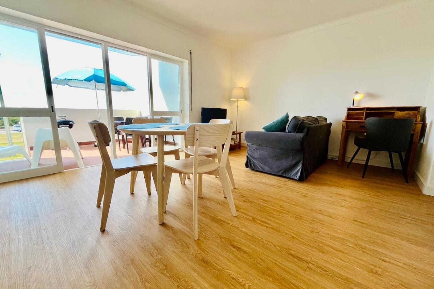 Apartamento Luciana - Beachside, Balcony, Sunset View Ferrel (Leiria) Exterior foto